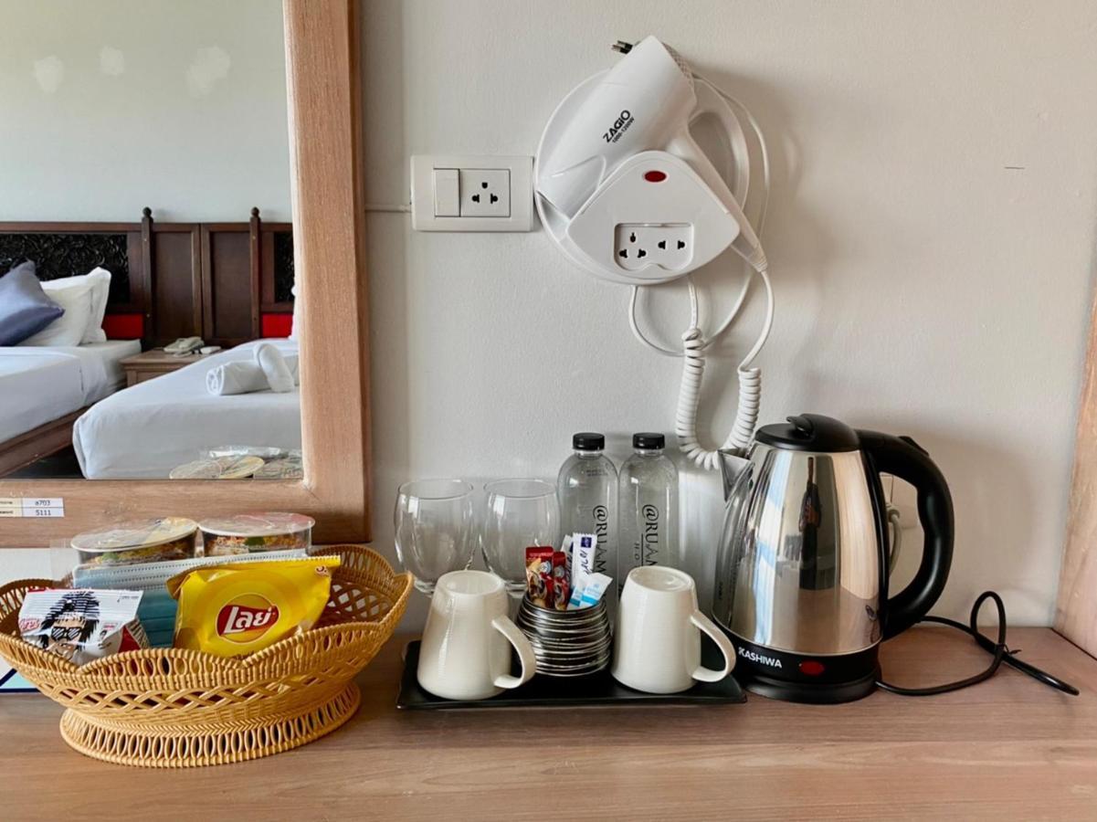 At Ruam Chok Hotel Csiangmaj Kültér fotó