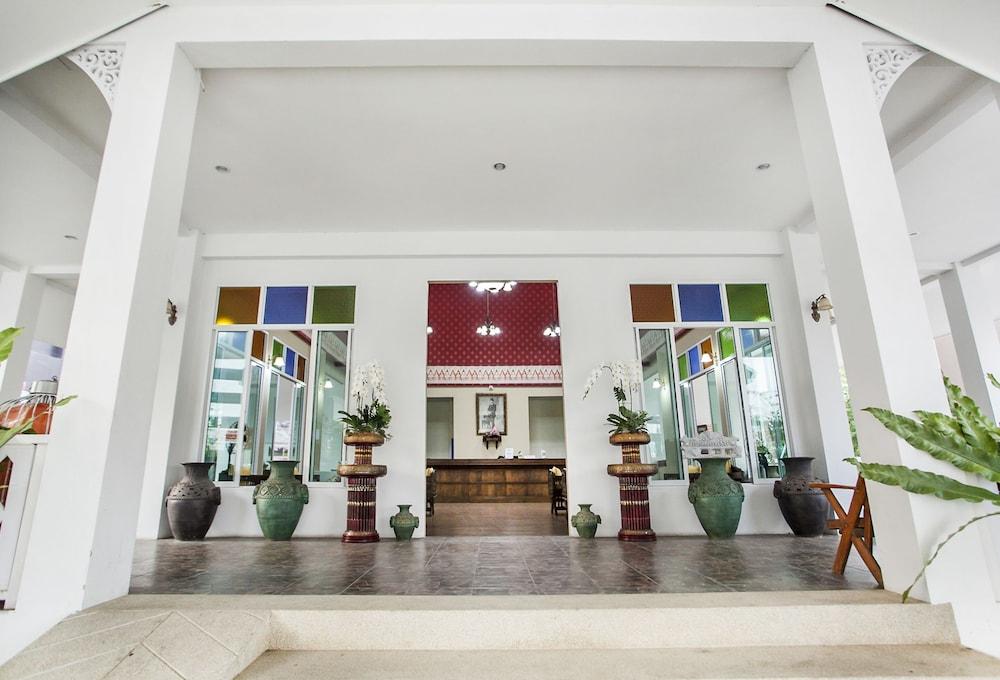At Ruam Chok Hotel Csiangmaj Kültér fotó