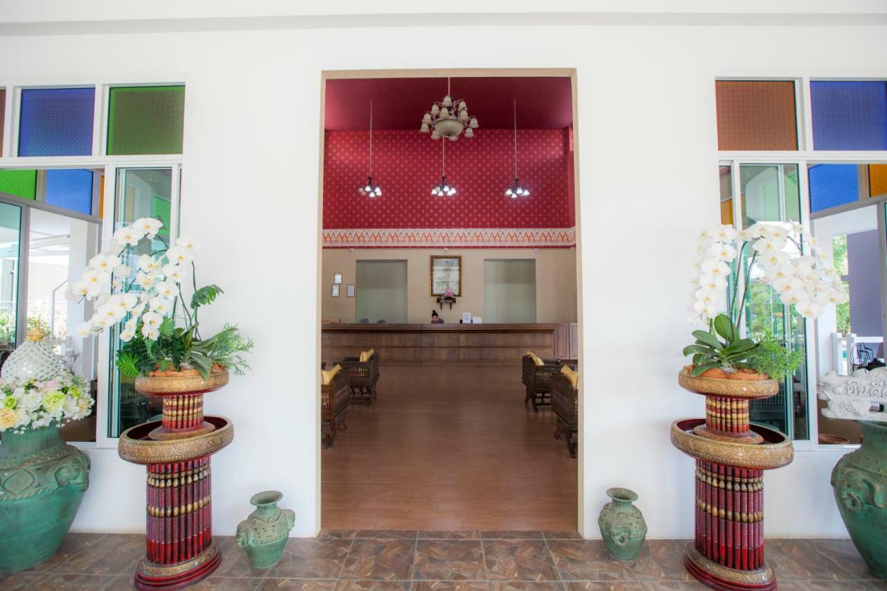 At Ruam Chok Hotel Csiangmaj Kültér fotó